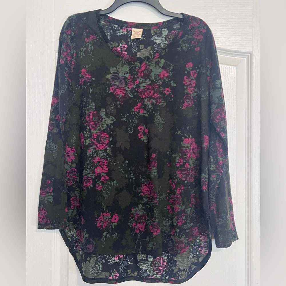 Floral Long-sleeved Top
